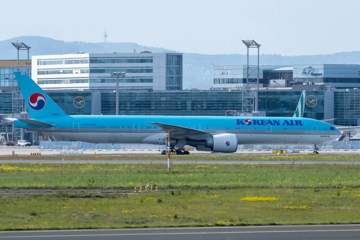 A7402567LR