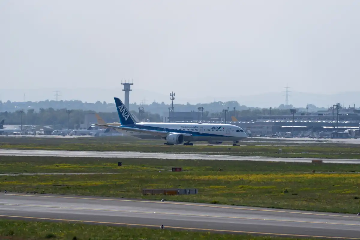 A7402670LR