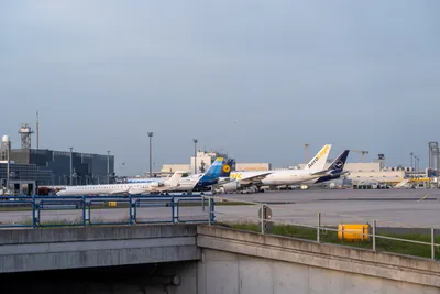 A7402749LR