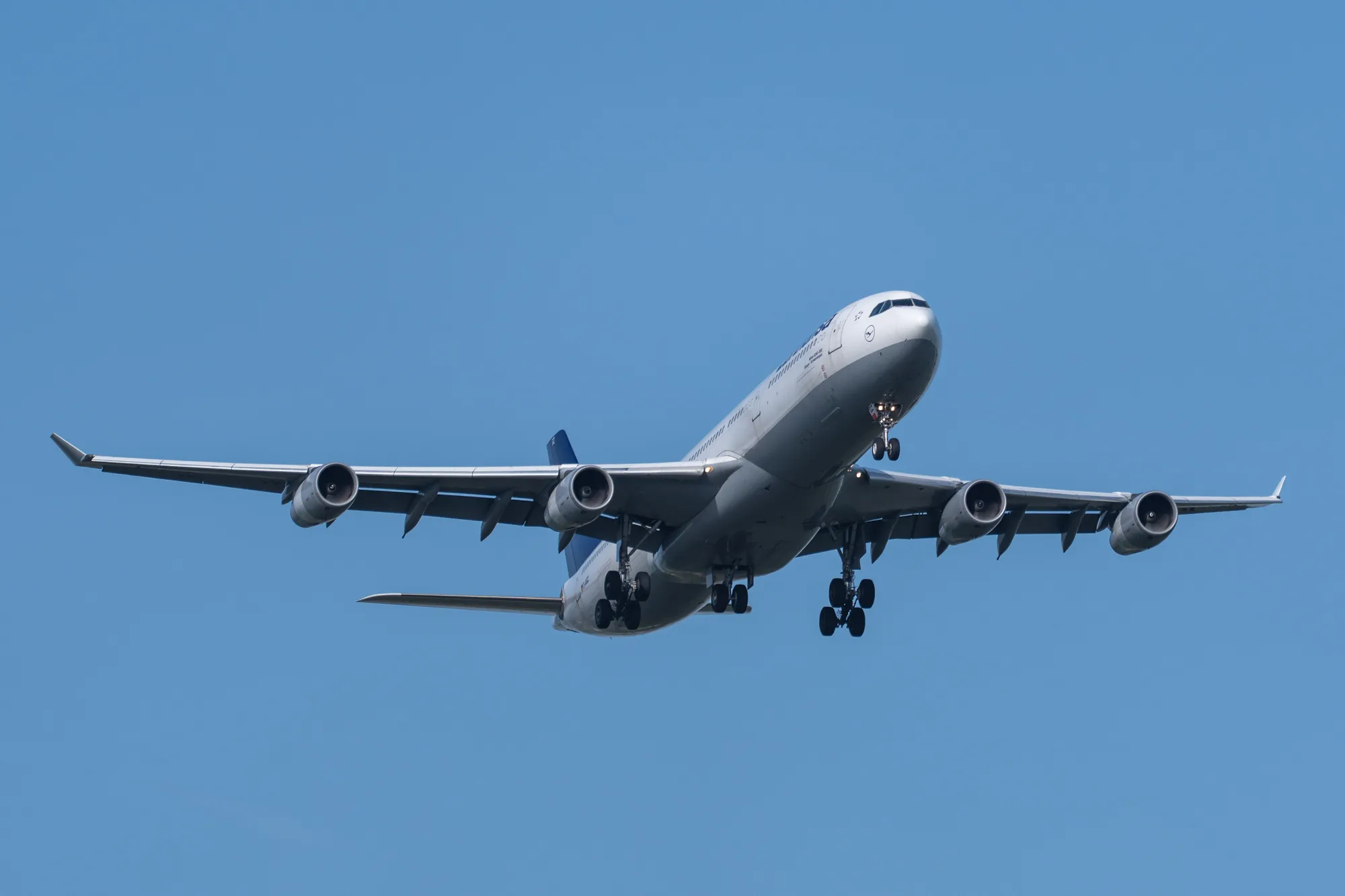A7403578LR