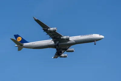 A7403588LR