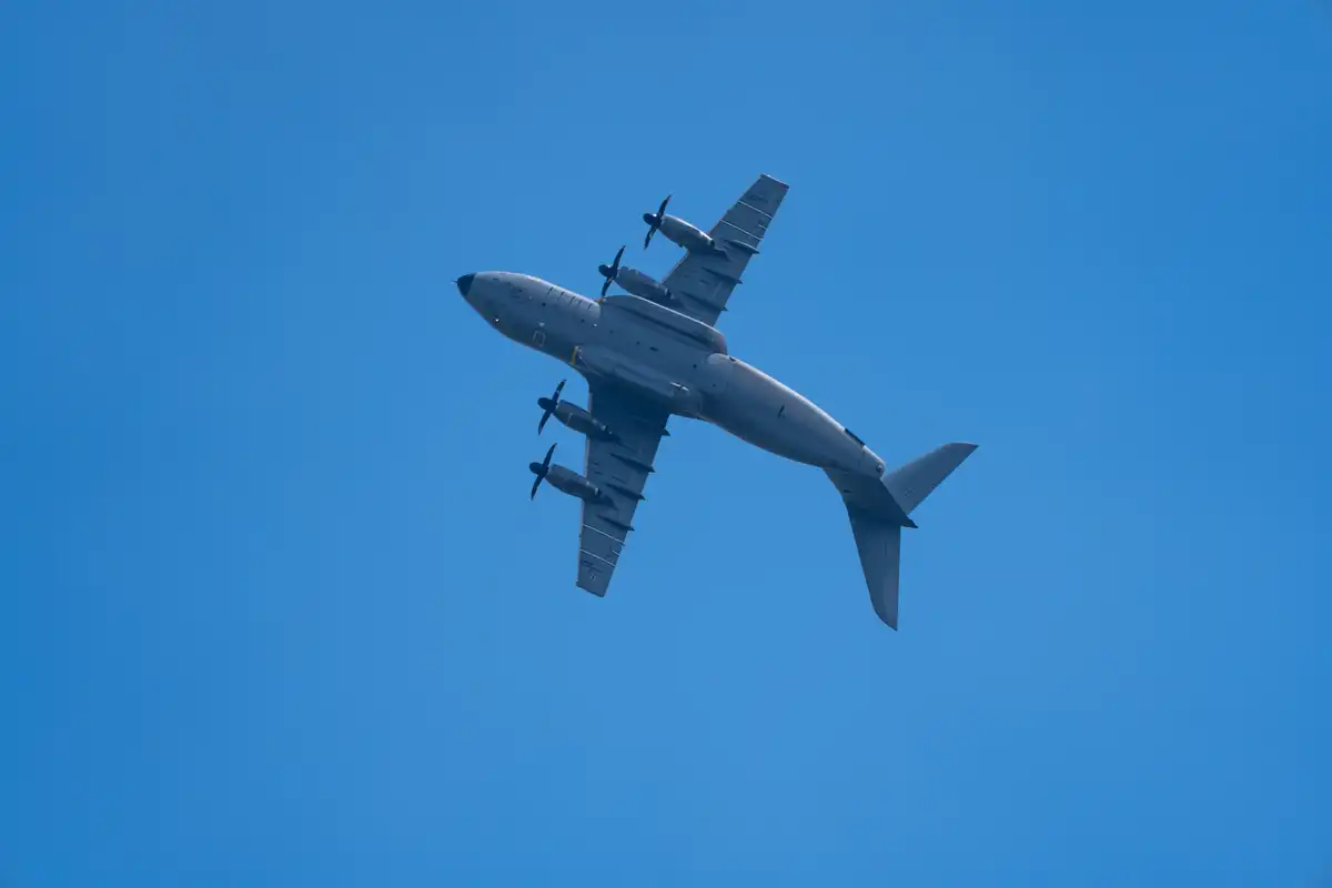 A7404549LR