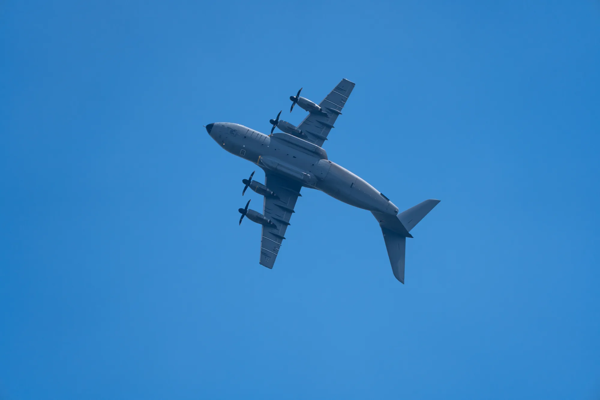 A7404549LR