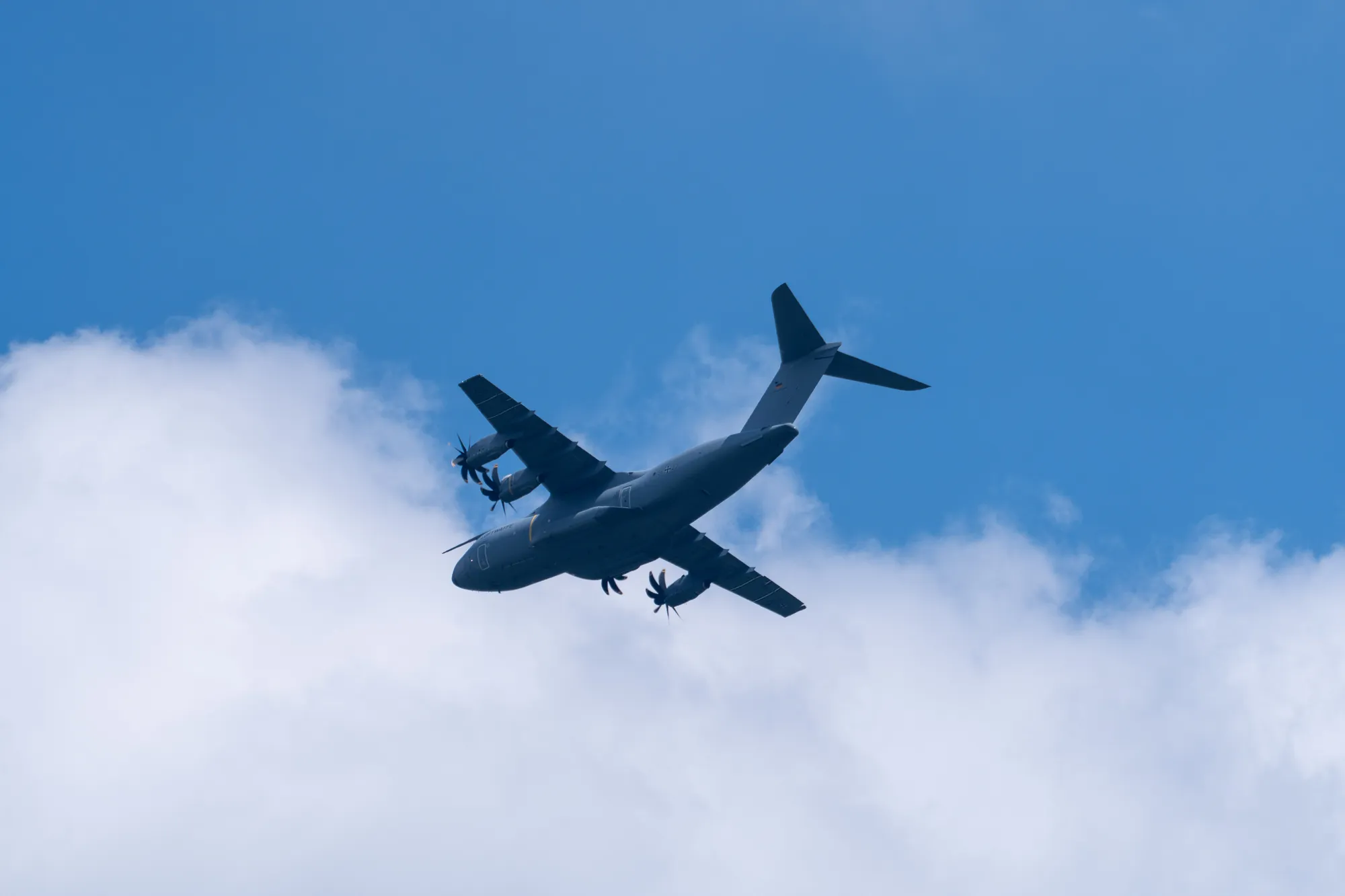 A7404602LR