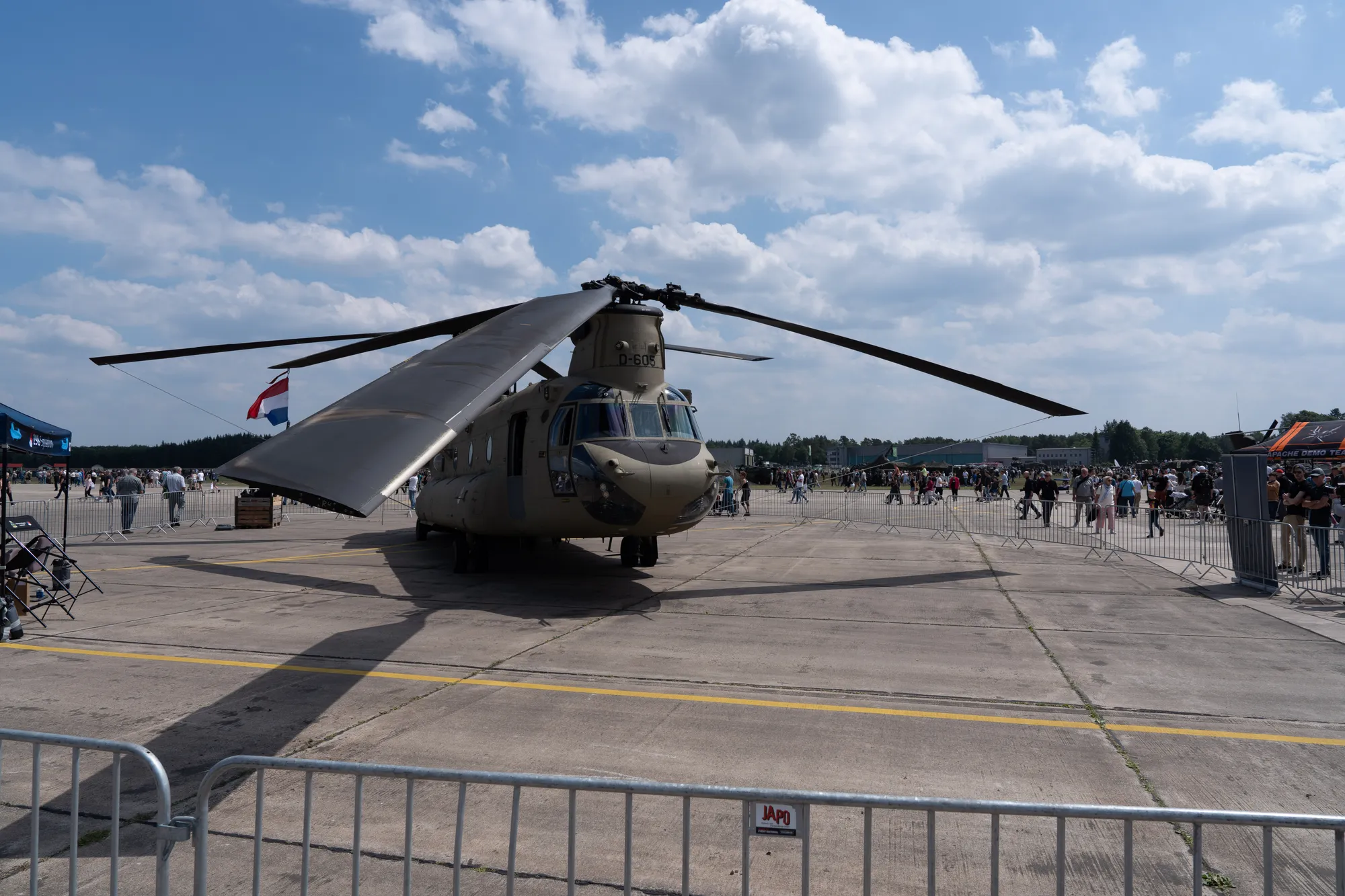 A7404625LR